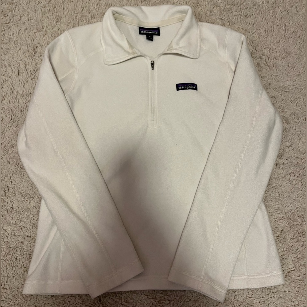 Patagonia white crew half zip!